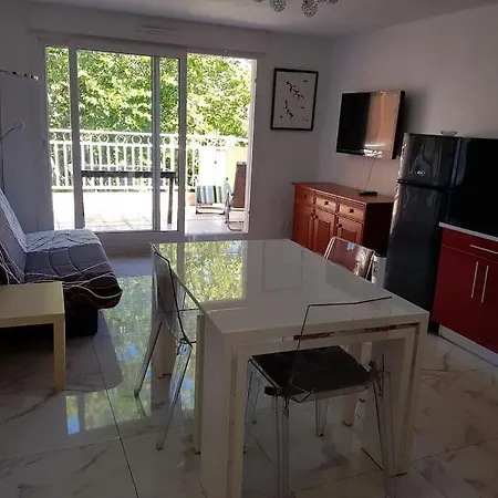 T3 Vue Sur Golf * アグド