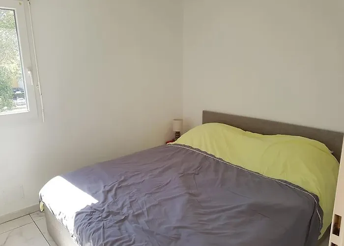 T3 Vue Sur Golf アパート *